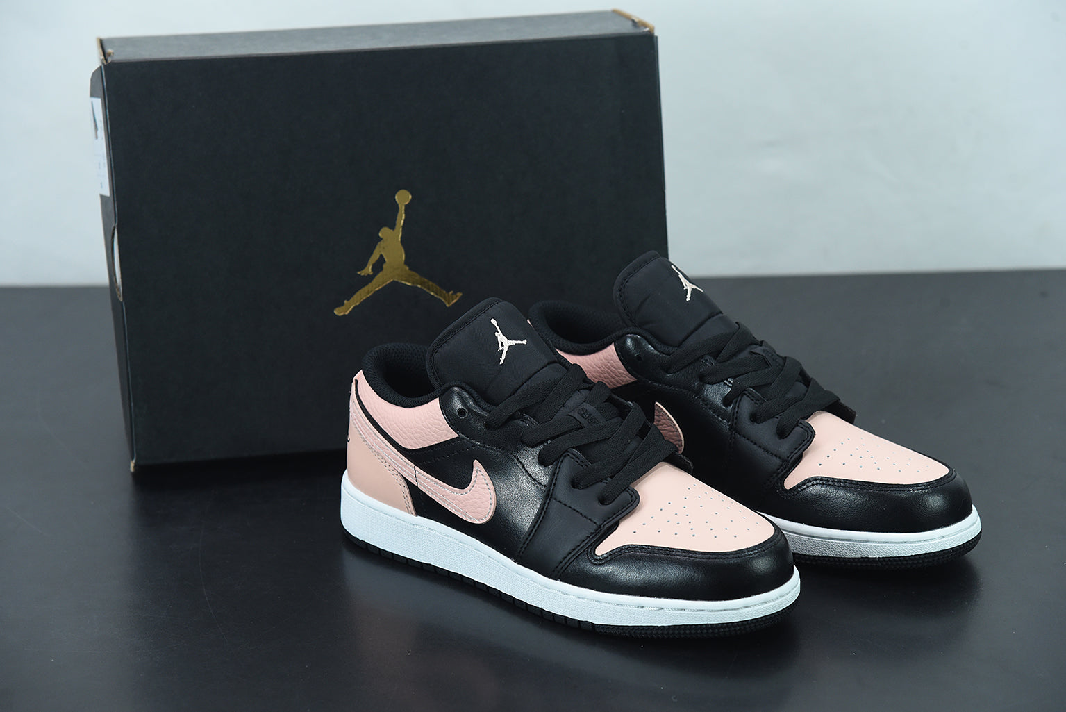 AJ 1 Low "Crimson Tint"