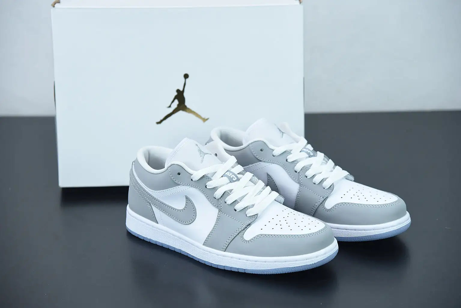 AJ 1 Low "Grey"