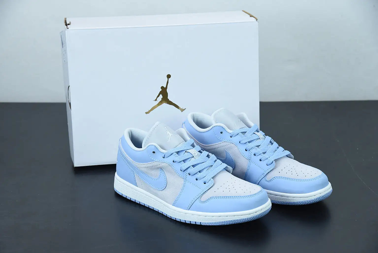 AJ 1 Low Football Grey Aluminum