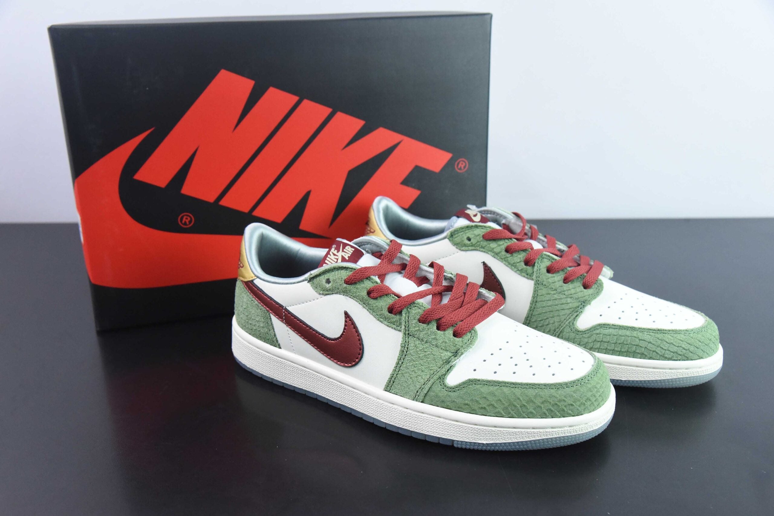 AJ 1 Low OG "Year of the Dragon (2024)"