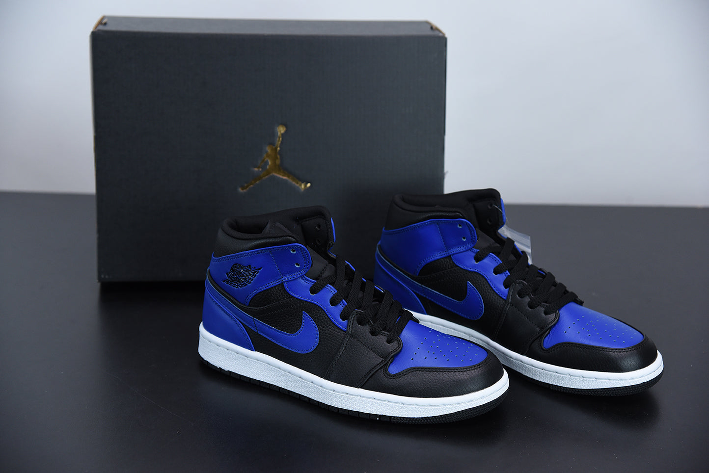 AJ 1 Mid "Hyper Royal"