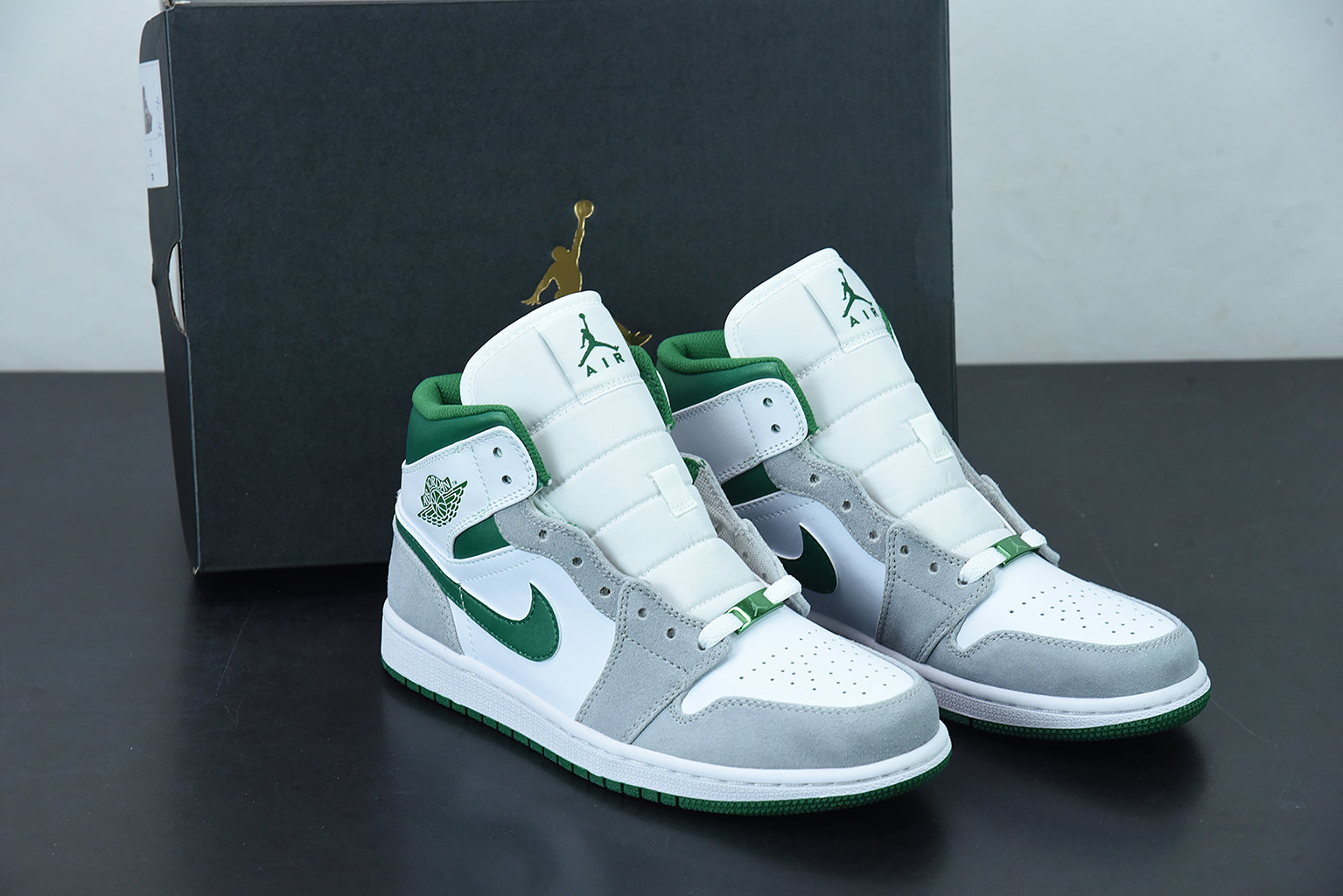 AJ 1 Mid SE "Grey Pine Green"