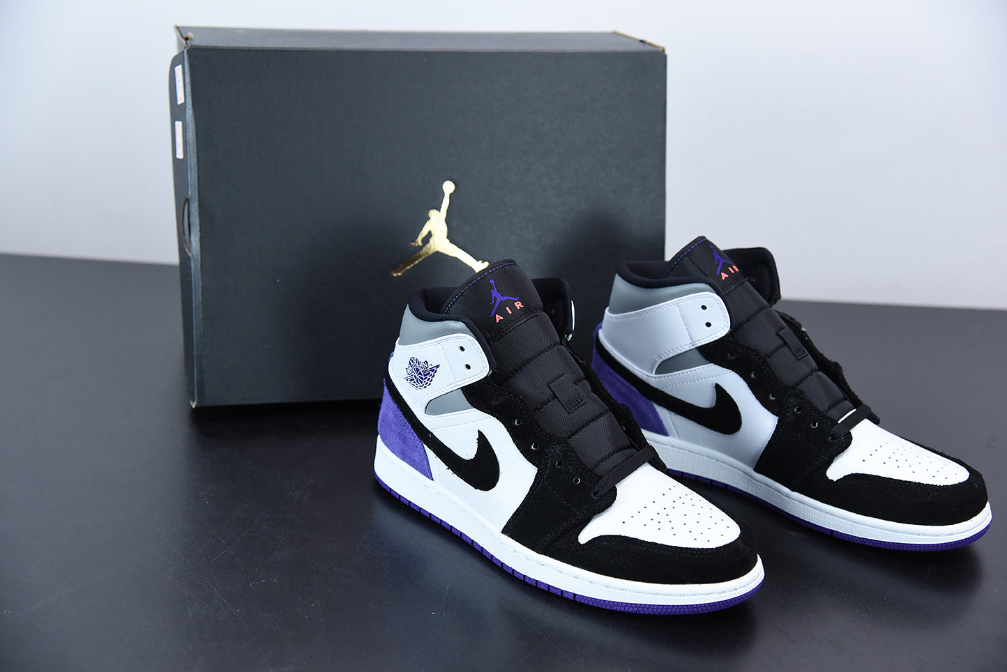 AJ 1 Mid SE "Varsity Purple"