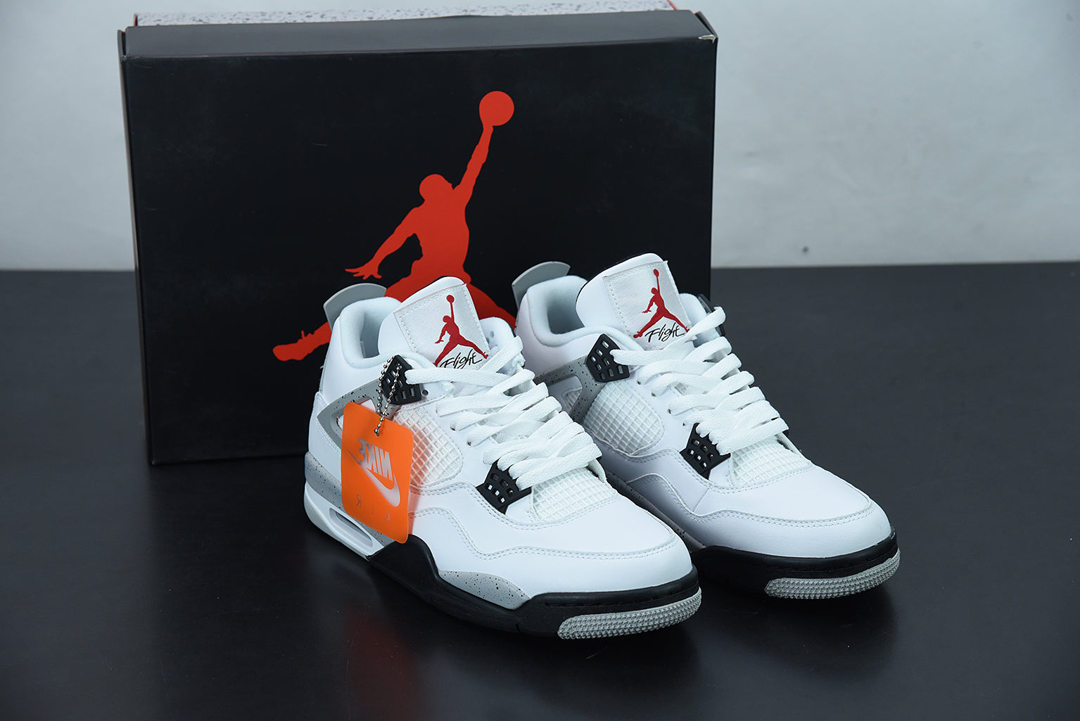 AJ 4 RT White Cement