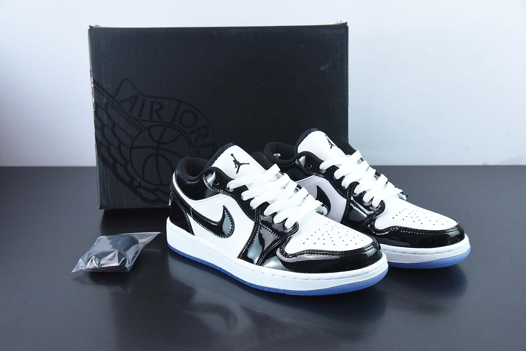 AJ RT 1 Low "Concord"