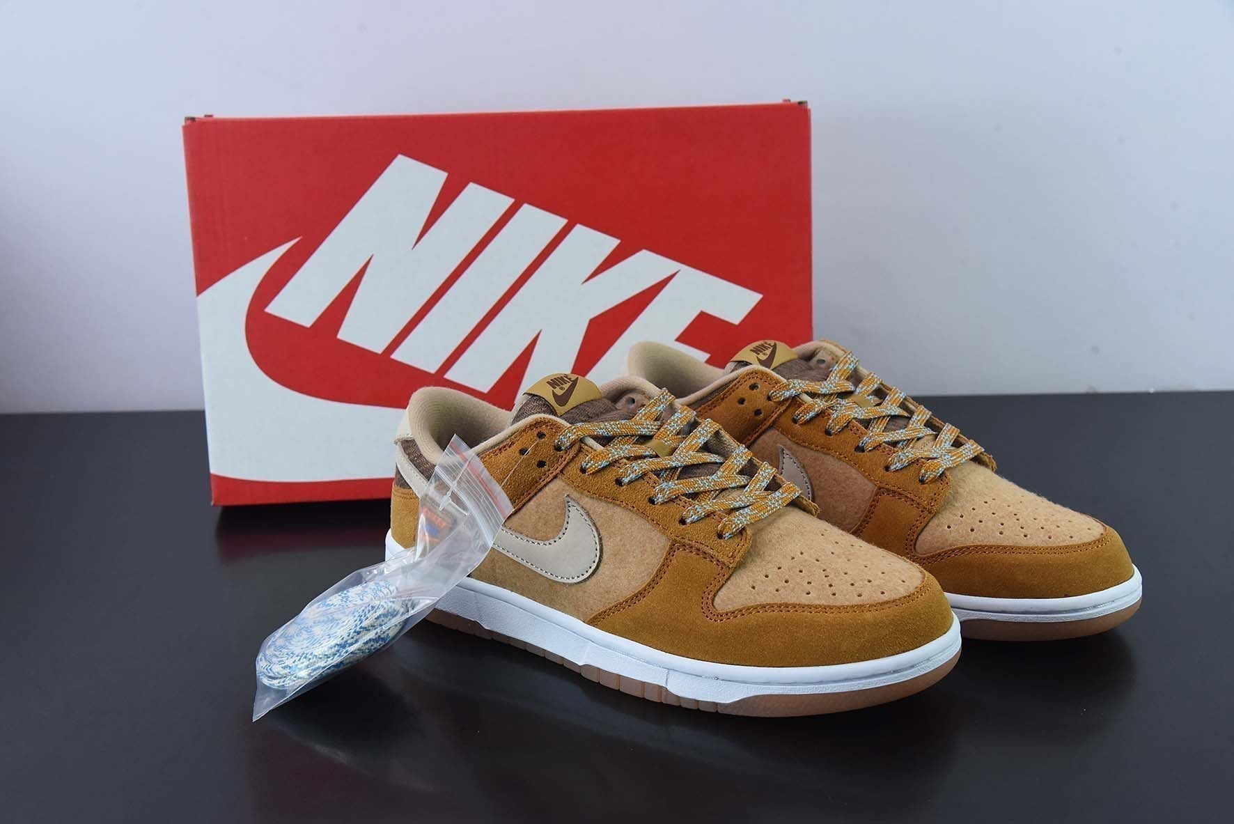 NK DK Low "Teddy Bear"