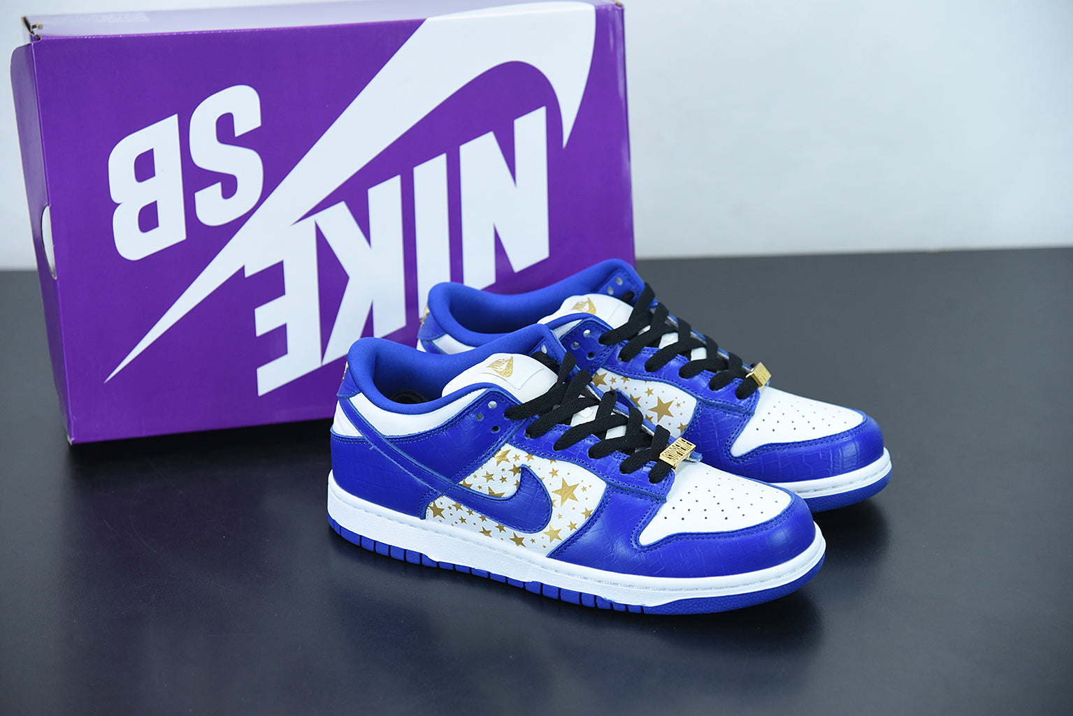 NK SB DK Low x Supreme Stars Hyper Royal